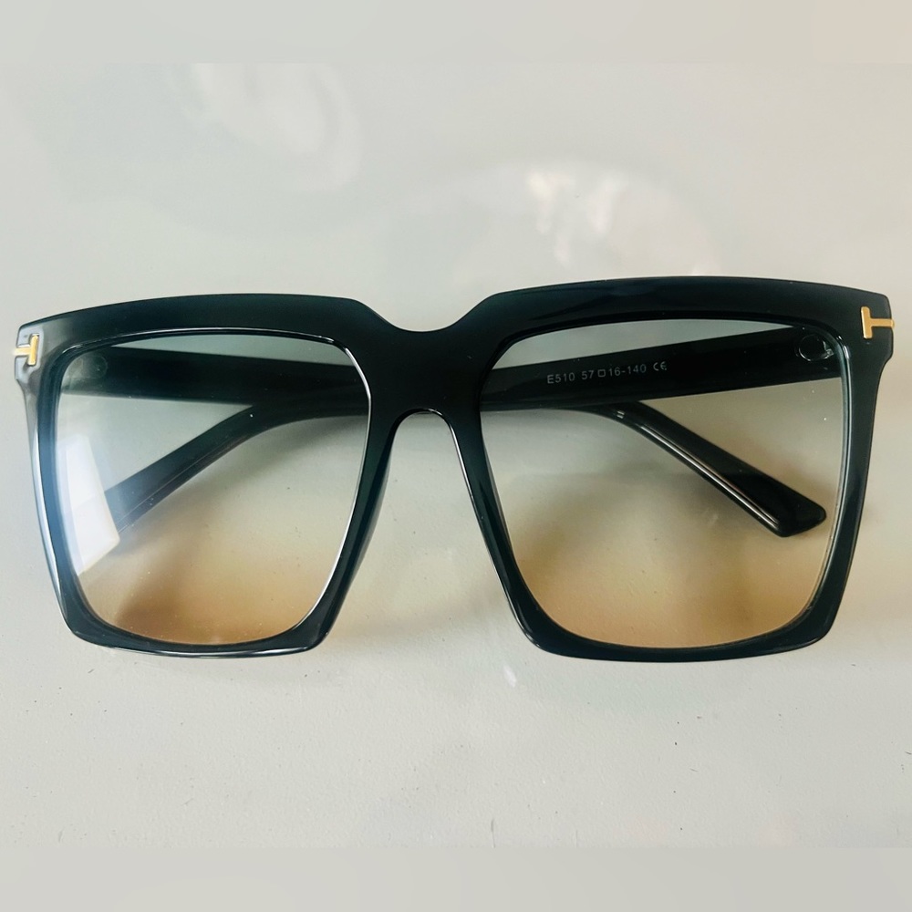 Black sunglass glasses